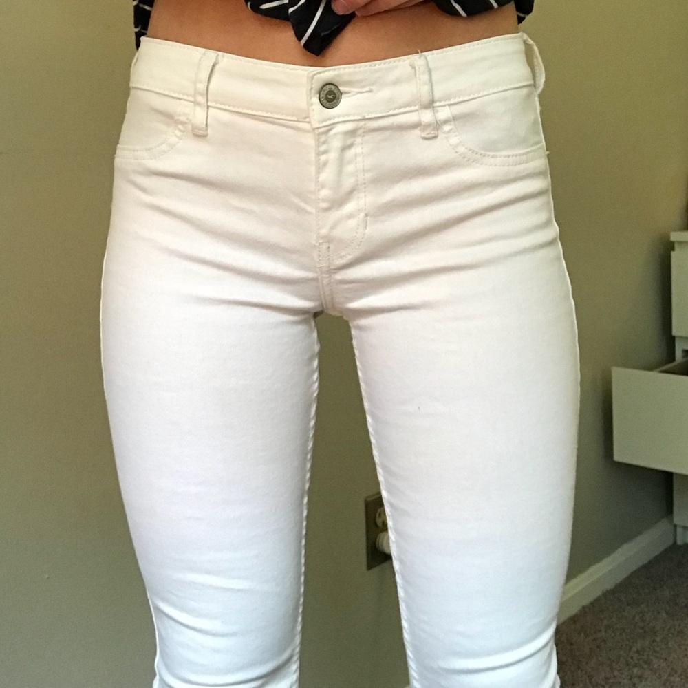 white hollister super skinny jeans